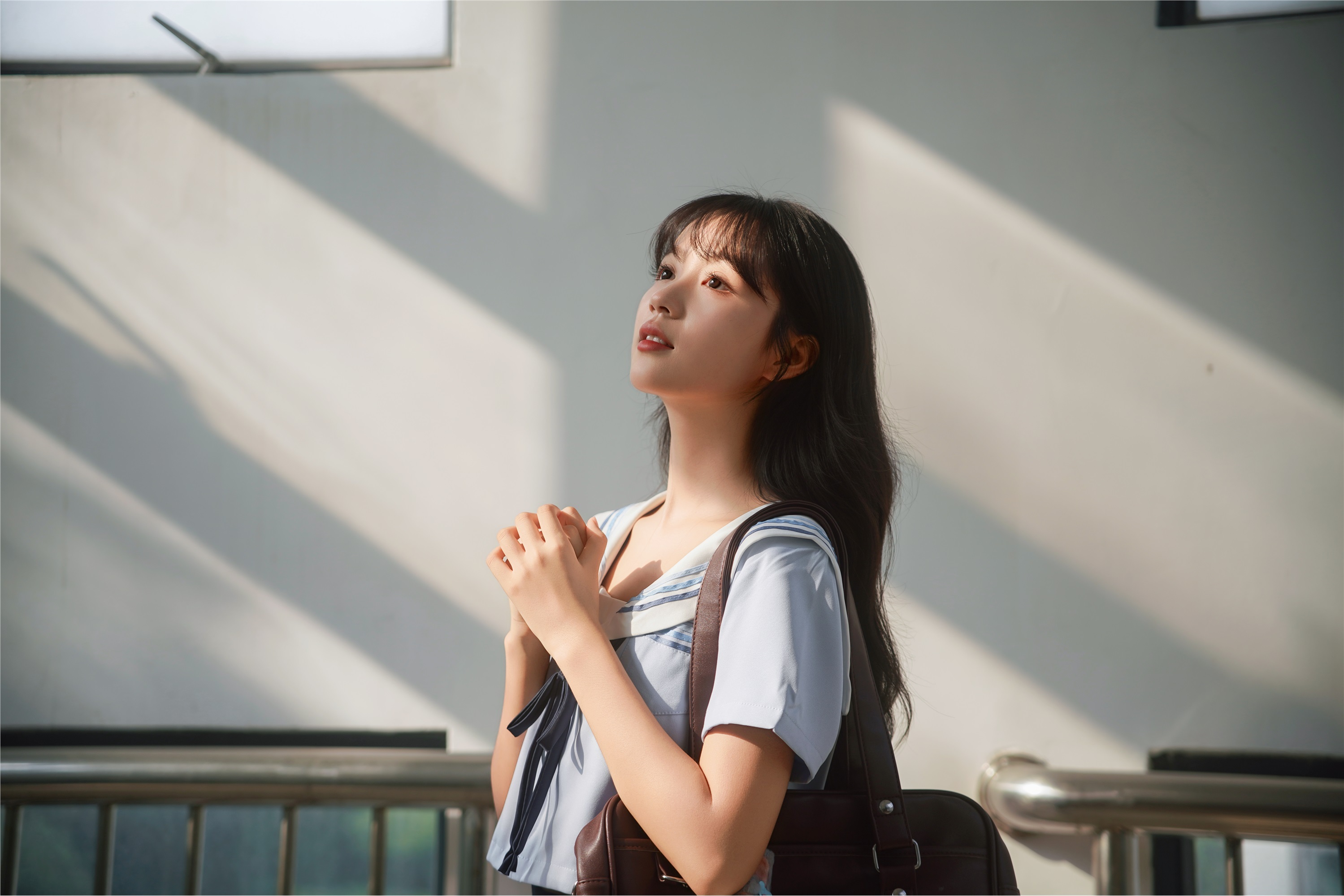 YITUYU艺图语 2025.01.18 粉色的恋爱季 小鱼